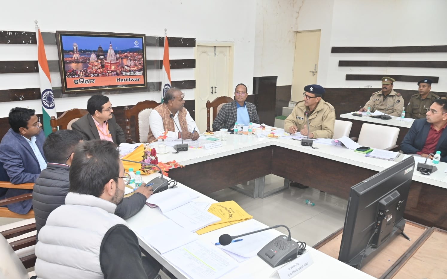 लवकुश कुमार द्वारा अनुसूचित जाति अत्याचार पर समीक्षा बैठक आयोजित