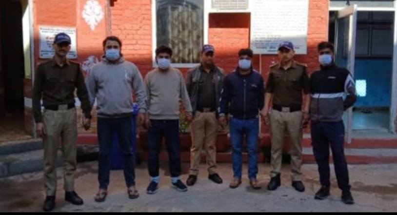 ब्रह्मपुरी निवासी नरेश के अपहरणकर्ताओं को पुलिस ने दबोचे ।