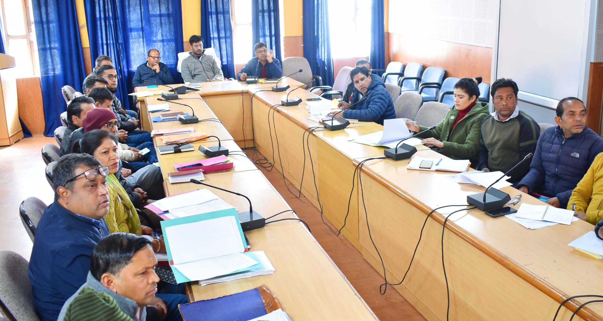 CDO ने वाईब्रेट विलेज कार्यक्रम की प्रगति समीक्षा की...