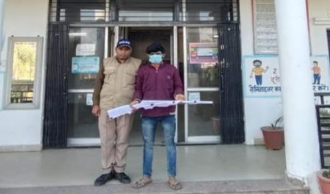 अवैध बंदूक के साथ अभियुक्त गिरफ्तार, आर्म्स एक्ट के तहत मुकदमा दर्ज...