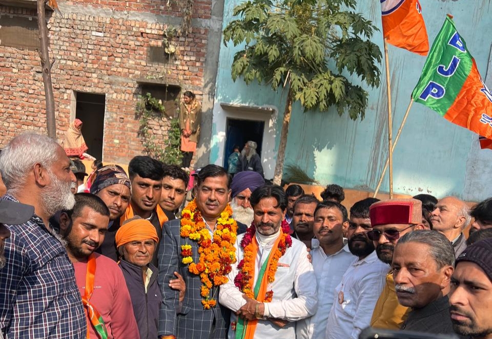 वार्ड नंबर 52 अहबाब नगर: सुनील पांडे ने फिर लहराया जीत का परचम, शेर खान ने निभाई अहम भूमिका