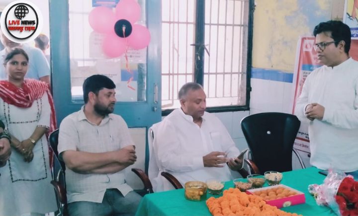 लक्सर में विधायक मोहम्मद शहजाद 'स्वस्थ नारी, सशक्त परिवार' कार्यक्रम का उद्घाटन करते हुए।