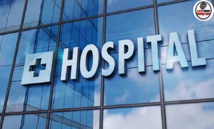 लक्सर में निजी अस्पताल के बाहर बोर्ड लगा, लेकिन अंदर डॉक्टर अनुपस्थित—लापरवाही का प्रतीक फोटो”