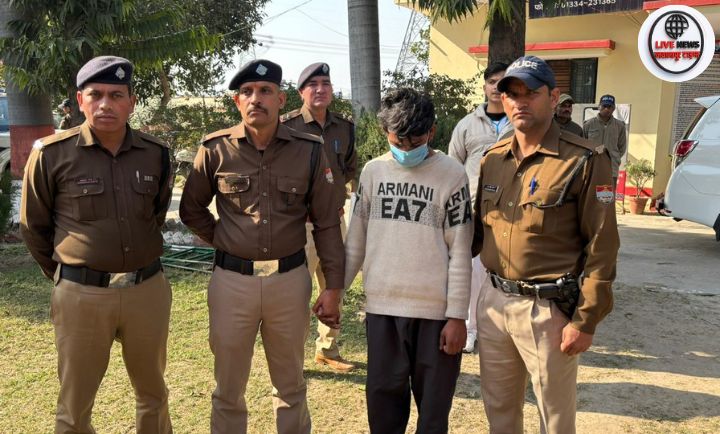हरिद्वार रानीपुर ब्लाइंड मर्डर केस का खुलासा करती पुलिस टीम