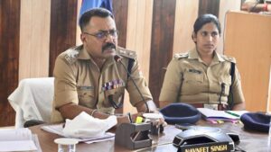 हरिद्वार पुलिस का सैनिक सम्मेलन एसएसपी नवनीत सिंह ने सुनी जवानों की समस्याएं…