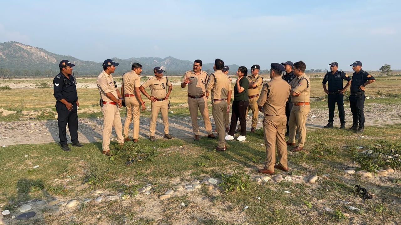 बैरागी कैंप पहुंची हरिद्वार पुलिस की टीम सुरक्षा और व्यवस्थाओं का लिया जायजा…