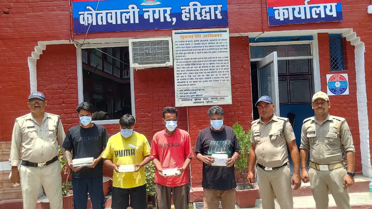 हरिद्वार में नकली नोटों का बड़ा खेल बेनकाब 84,500 रुपये की फर्जी करेंसी के साथ पंजाब के 4 आरोपी गिरफ्तार…
