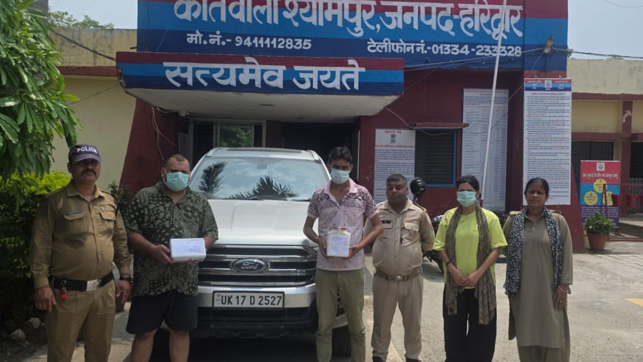 AGHORA नाम से यूट्यूब चैनल चलाकर लोगों को बनाते थे निशाना 4.55 लाख रुपये नकद और लग्जरी कार बरामद…