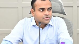 हरिद्वार में ठोस अपशिष्ट प्रबंधन नियम-2026 के पालन में तेजी डीएम मयूर दीक्षित ने सभी विभागों को दिए समयबद्ध KPI प्रविष्टि के निर्देश…