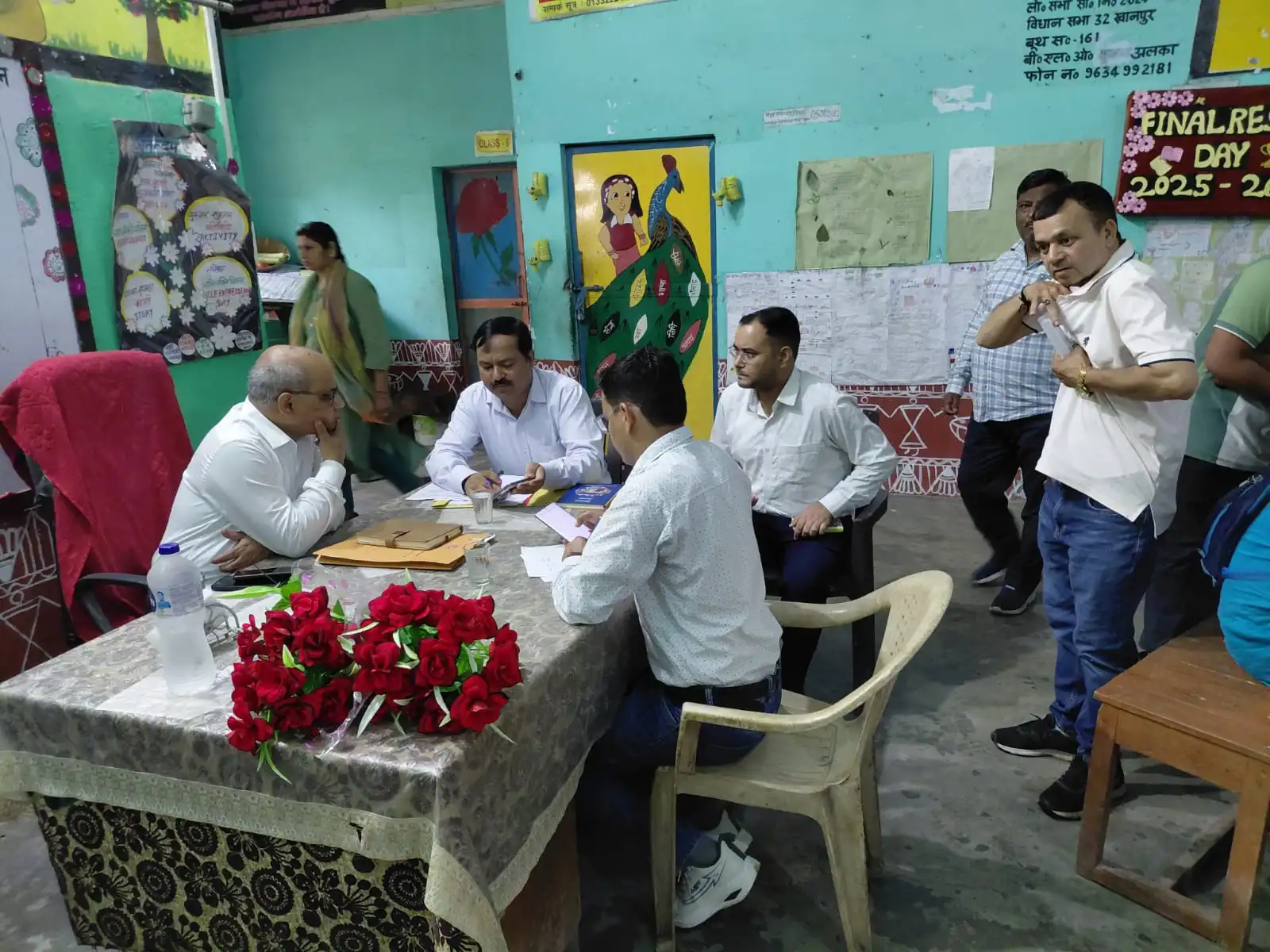खानपुर के 4 बूथों पर पहुंचे गढ़वाल आयुक्त आनंद स्वरूप, मतदाता सूची को लेकर दिए सख्त निर्देश…