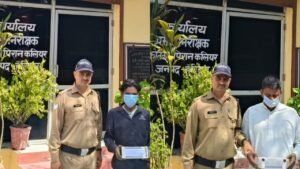 हरिद्वार के कलियर में रात की चेकिंग में 2 आरोपित गिरफ्तार पुलिस ने बरामद किए 2 अवैध चाकू…