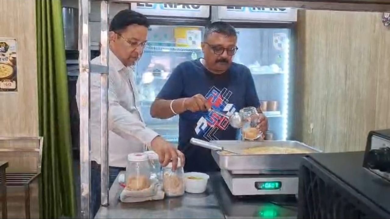 हरिद्वार में खाद्य सुरक्षा विभाग का बड़ा अभियान कैडबरी डेयरी मिल्क समेत 10 खाद्य नमूने जांच को भेजे…