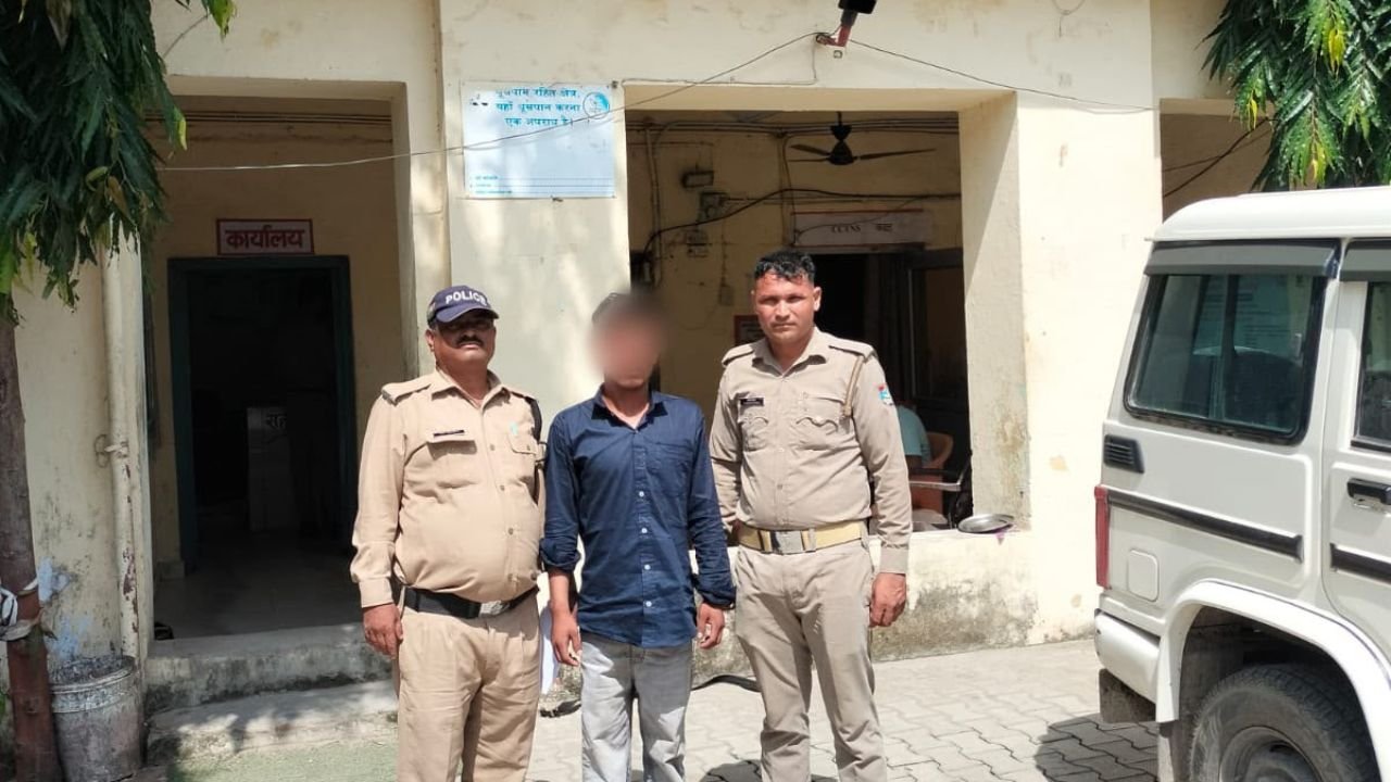 कनखल में ऑपरेशन प्रहार के तहत शांति व्यवस्था के लिए पुलिस की कार्रवाई