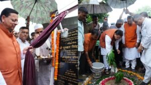 सीएम धामी ने खटीमा गोलीकांड के शहीदों को दी श्रद्धांजलि बोले- बलिदानियों के सपनों का उत्तराखंड बनाना ही सच्ची श्रद्धांजलि…