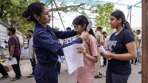 NEET पेपर लीक केस में 14 आरोपी, कोर्ट सुनाएगा बड़ा फैसला!