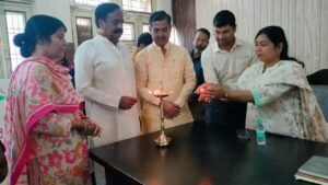 अंतरराष्ट्रीय वृद्धजन दिवस पर बहादराबाद में सम्मान समारोह वरिष्ठ नागरिकों के सम्मान का दिया संदेश…