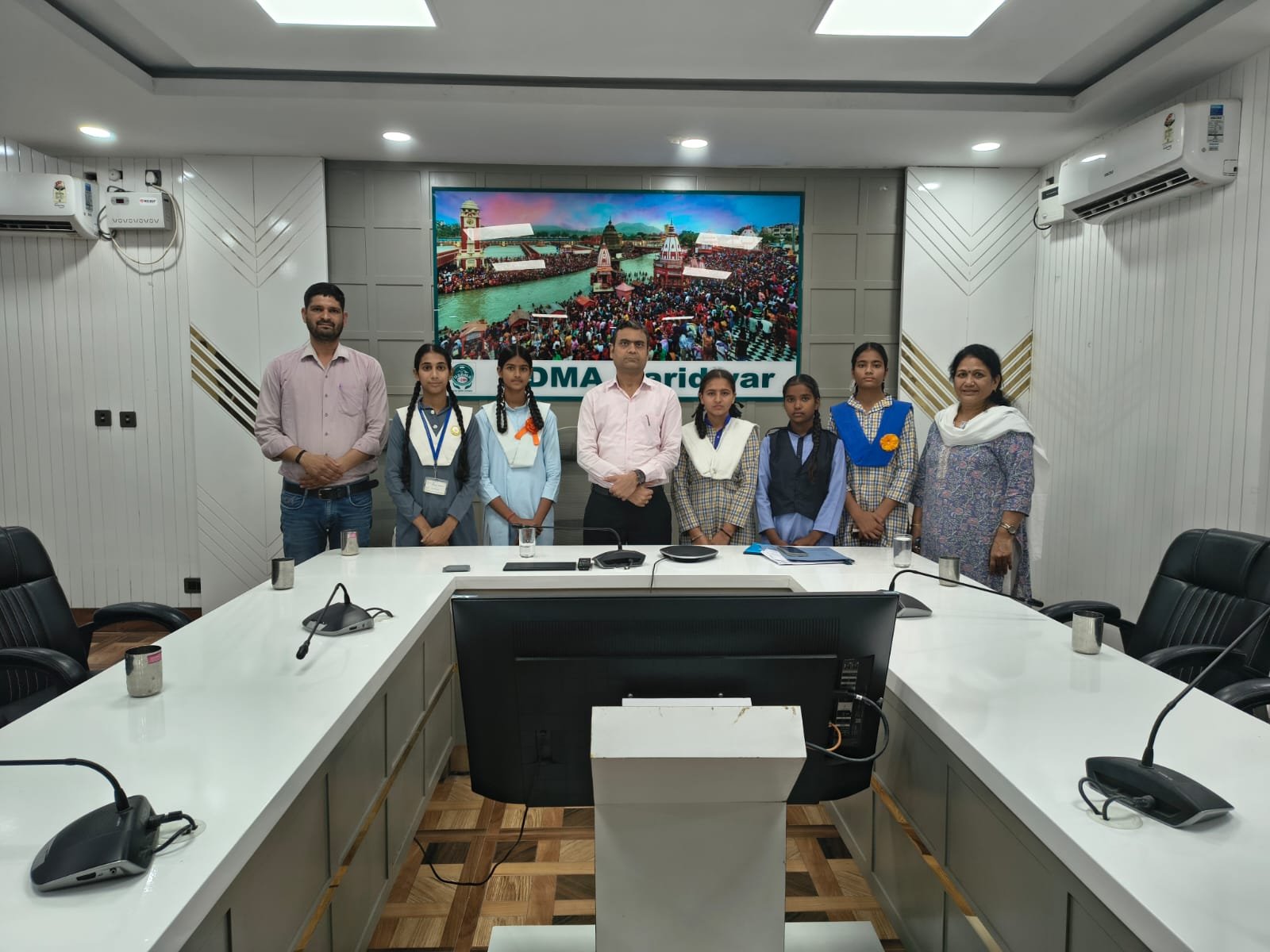 हरिद्वार में पांच बेटियों को मिली DM बनने की जिम्मेदारी, जनसुनवाई से लेकर आपदा नियंत्रण कक्ष तक पहुंचीं…