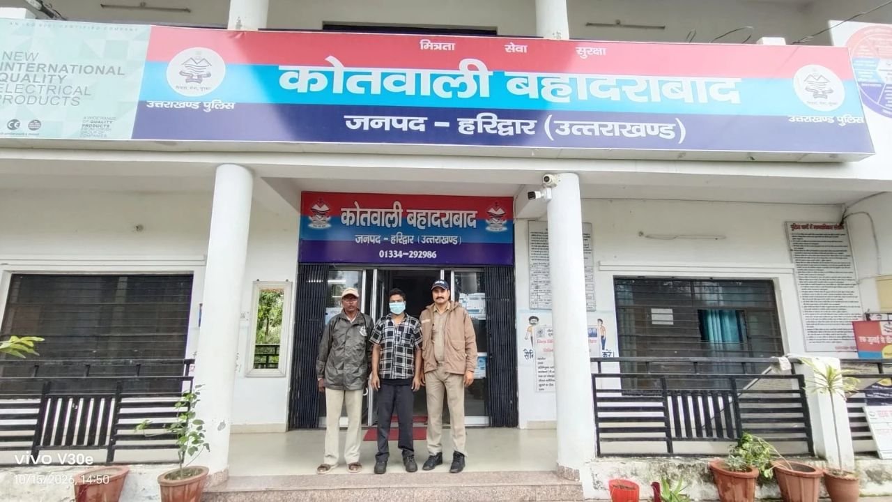 बहादराबाद में राहगीरों से अभद्रता और हुड़दंग का आरोप पुलिस ने युवक को हिरासत में लिया…