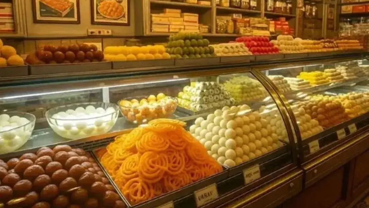 दिवाली से पहले मिठाई कारोबारियों के लिए नया नियम 26 अक्टूबर से खुली मिठाइयों पर लिखनी होगी एक्सपायरी डेट…