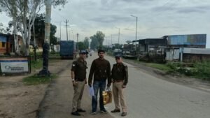 ज्वालापुर पुलिस ने आदतन अभियुक्त को एक माह के लिए किया जिला बदर न्यायालय के आदेश पर हुई कार्रवाई…
